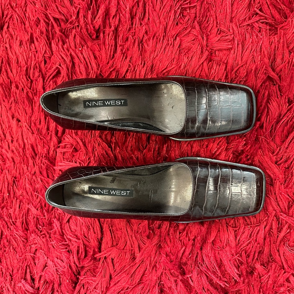 Nine west brown croc heels size 7.5